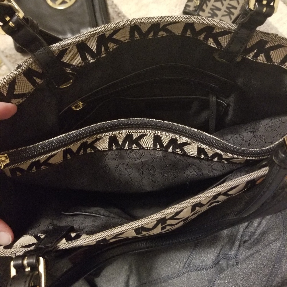 Michael Kors purse and wallet